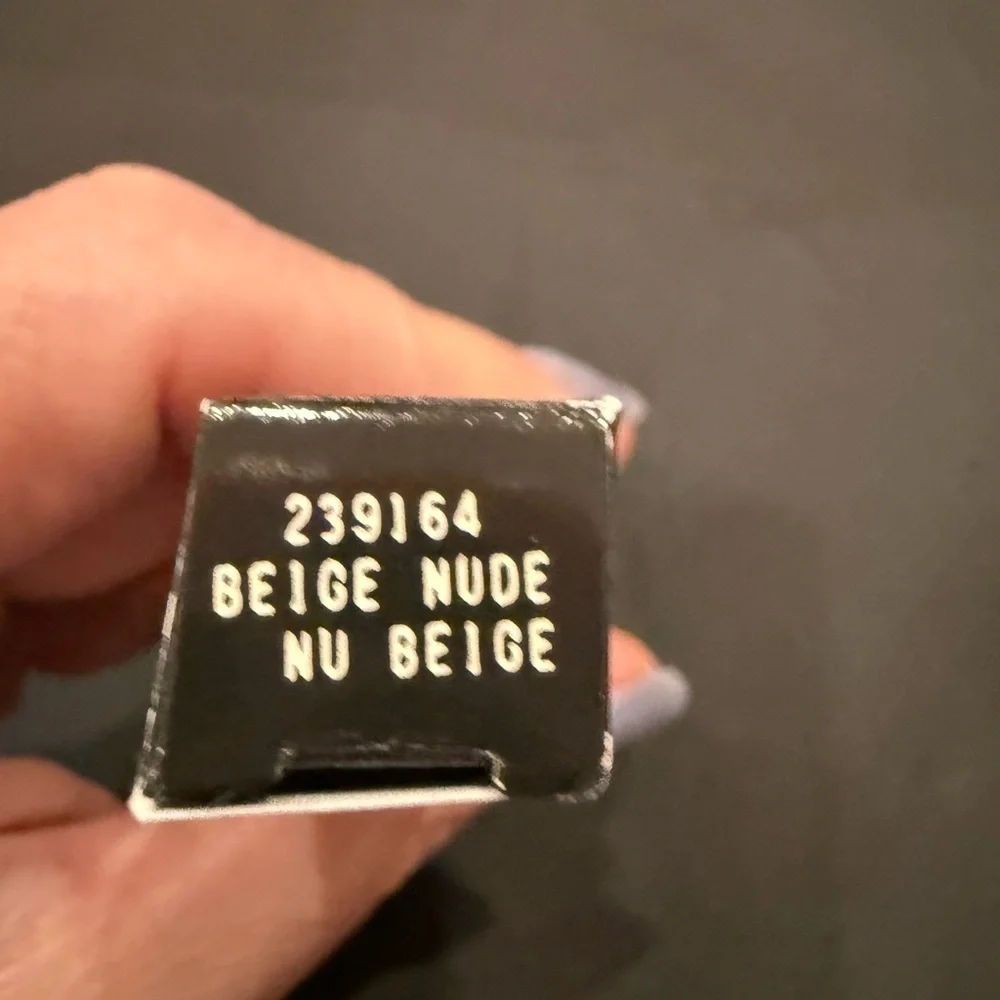 Mary Kay Beige Nude Waterproof Lip Liner New in Box - Picture 2 of 5